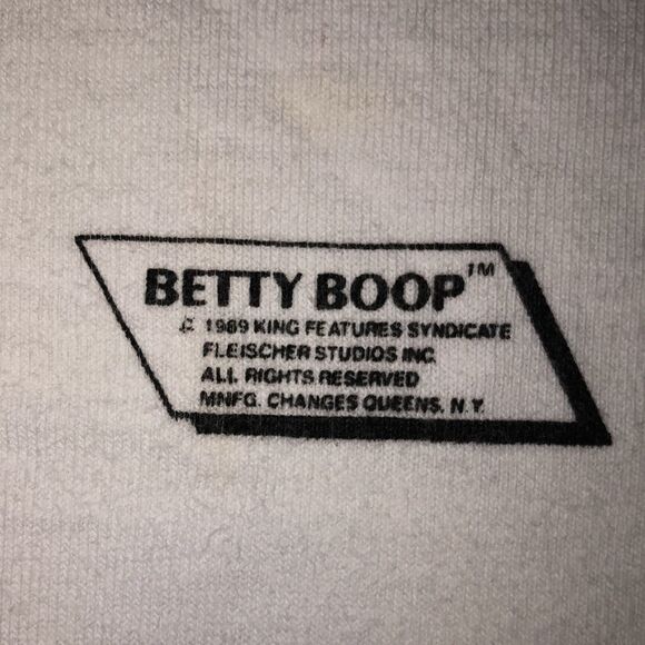 Vintage 1980’s Betty Boop “Champagne” t-shirt - Picture 3 of 5